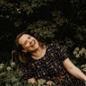 Meet your Posher, Laura rose